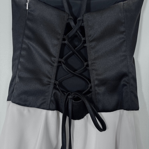 Jessica McClintock - Black and Light Pink Tiered Dress - Picture 6 of 12